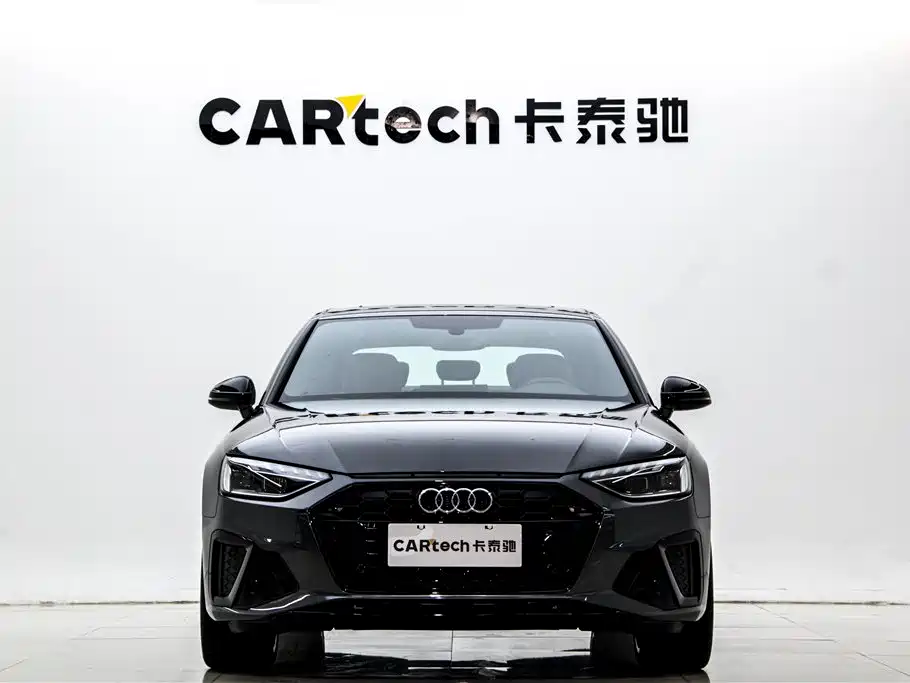 Audi A4 2025