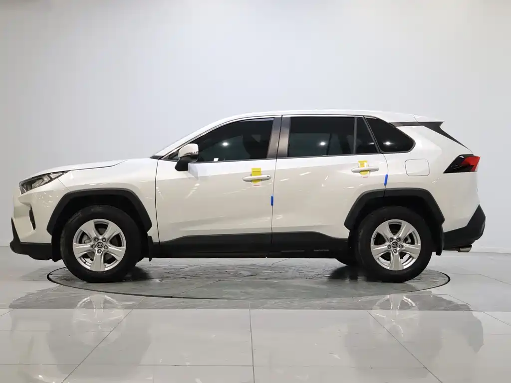 Toyota RAV4 2024