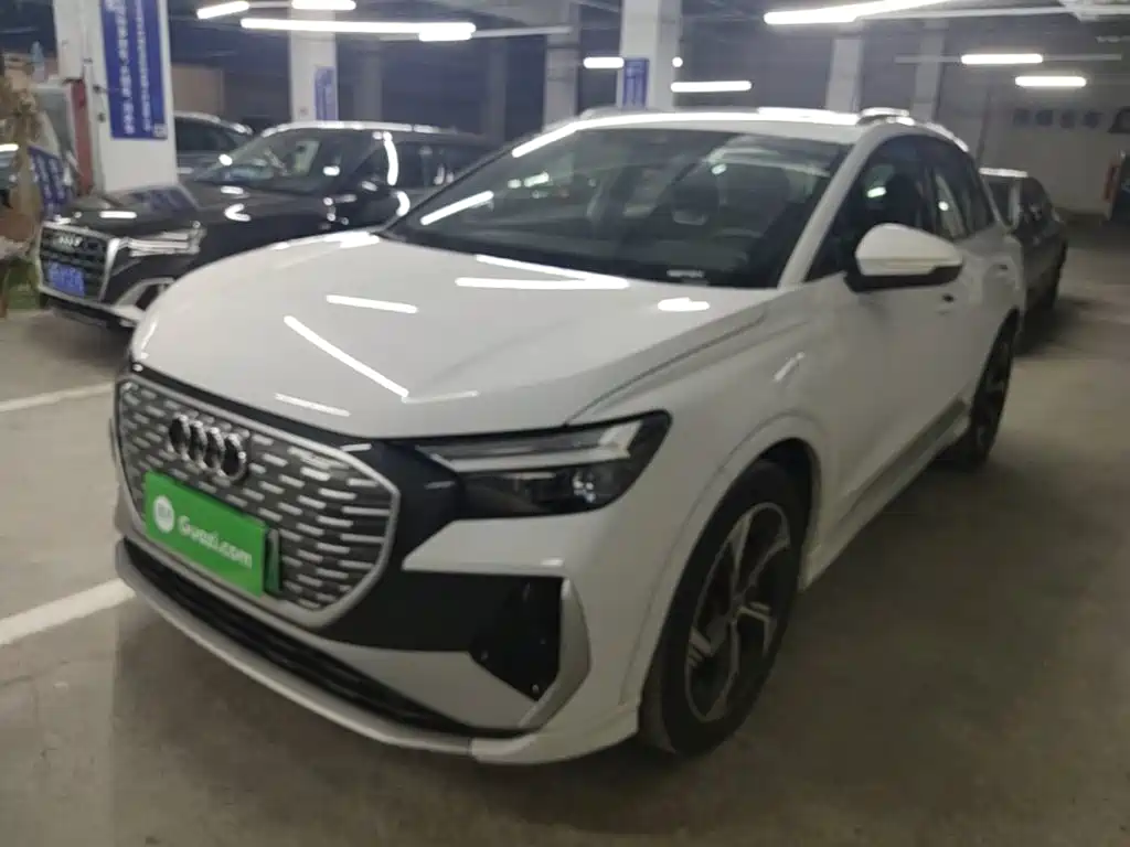 Audi Q4 e-tron 2025
