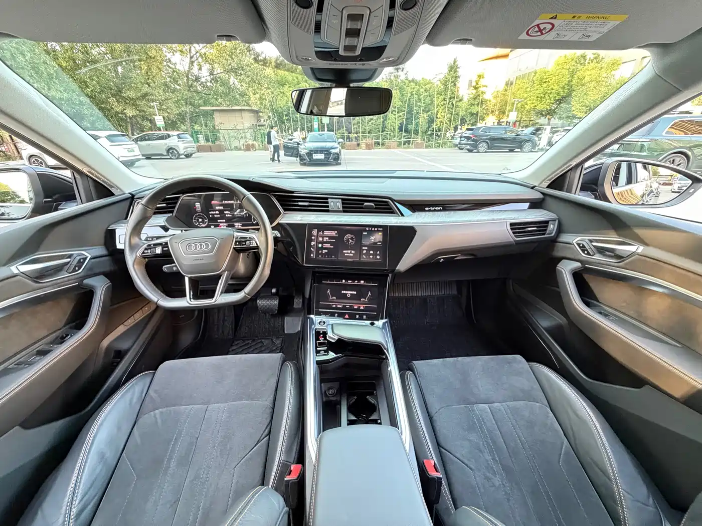 Audi e-tron 2022