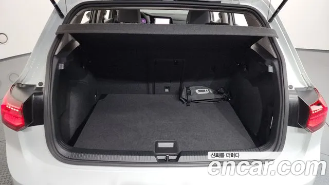 Volkswagen Golf 2024
