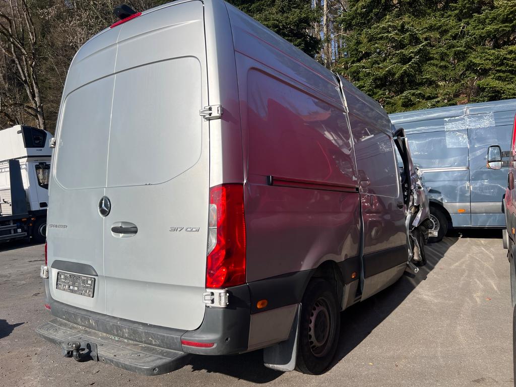 Mercedes-Benz SPRINTER 2023