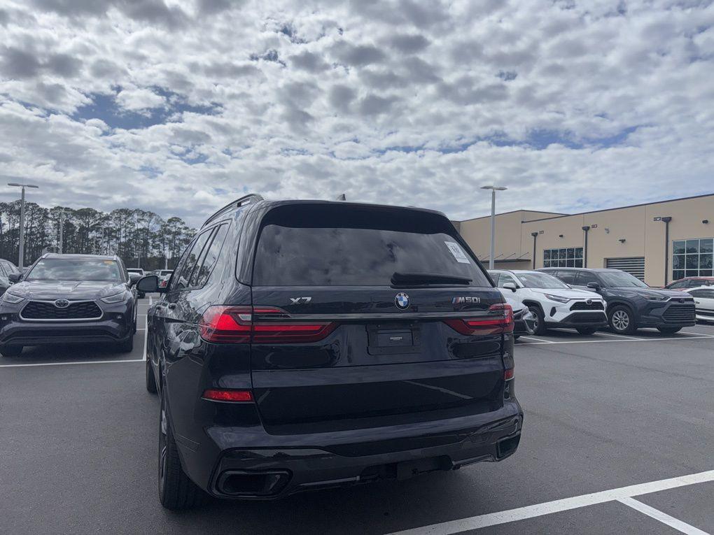 BMW X7 2022