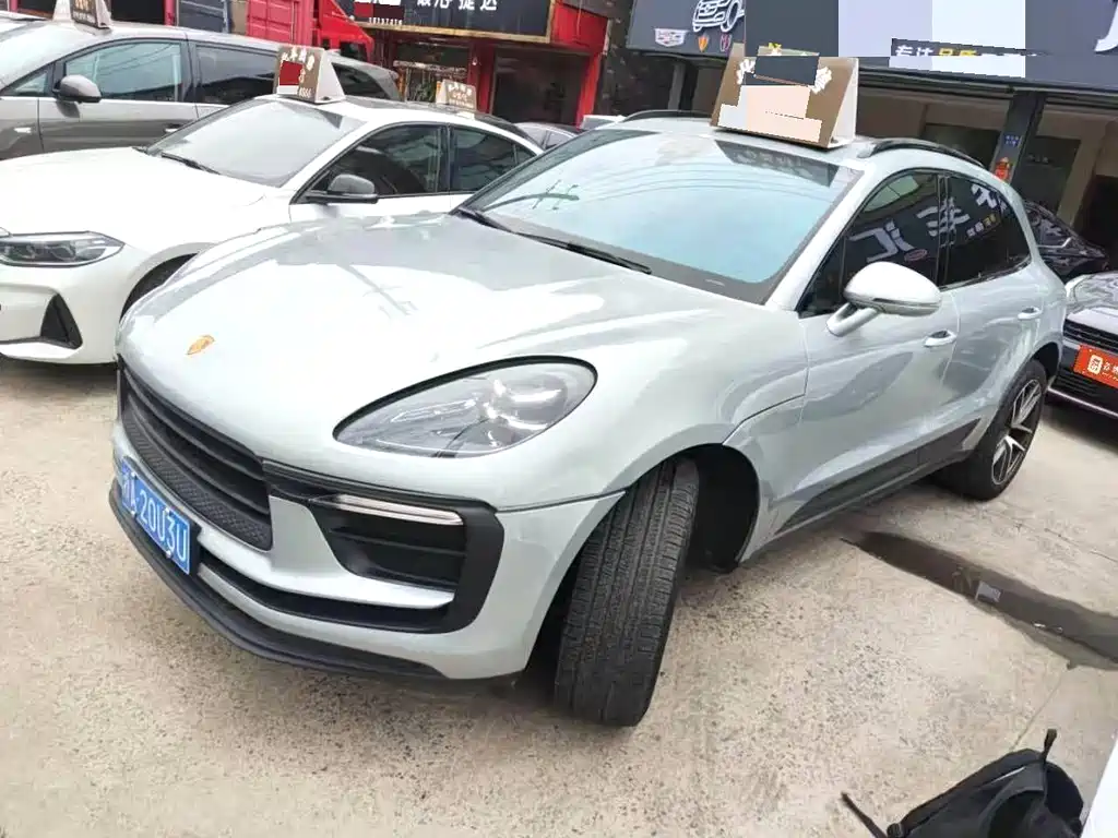 Porsche Macan 2022