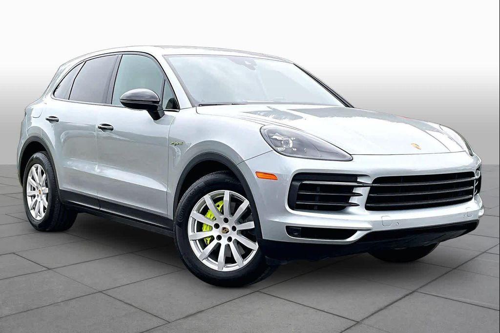 Porsche Cayenne 2022