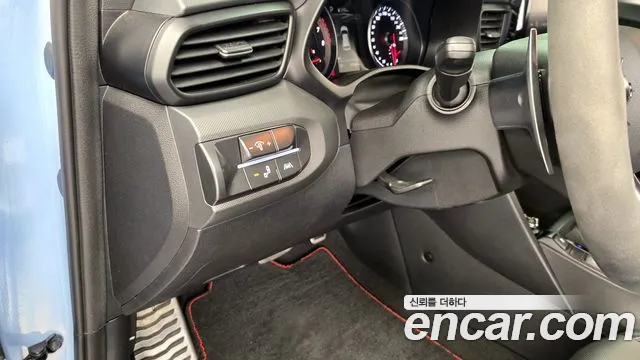 Hyundai Veloster 2022