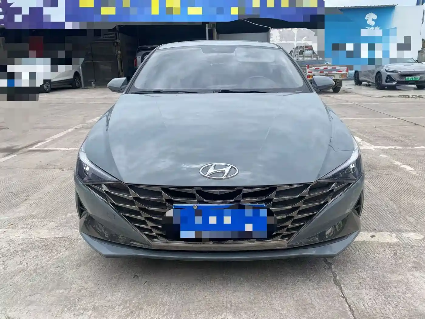 Hyundai Elantra 2022
