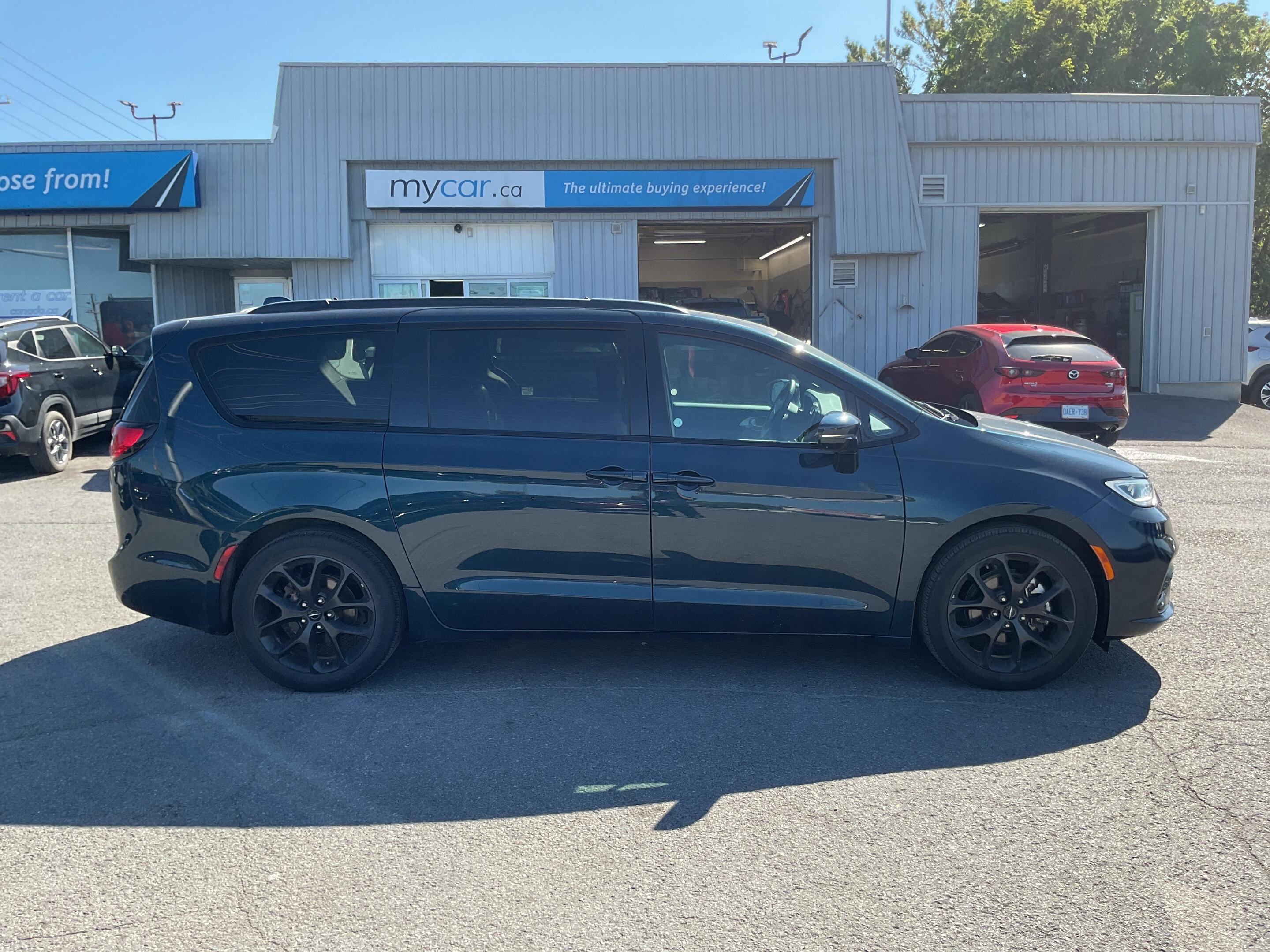 Chrysler Pacifica 2022
