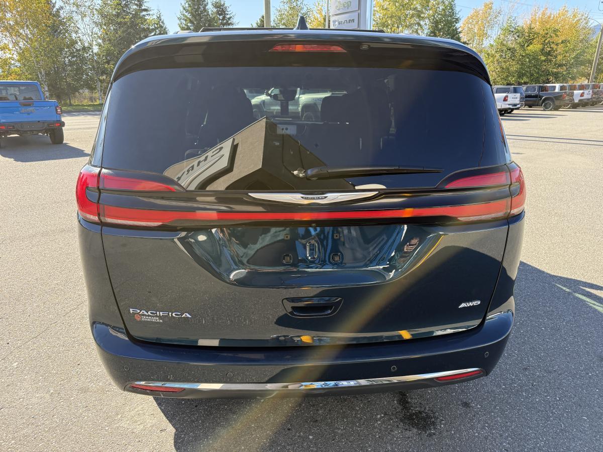 Chrysler Pacifica 2022