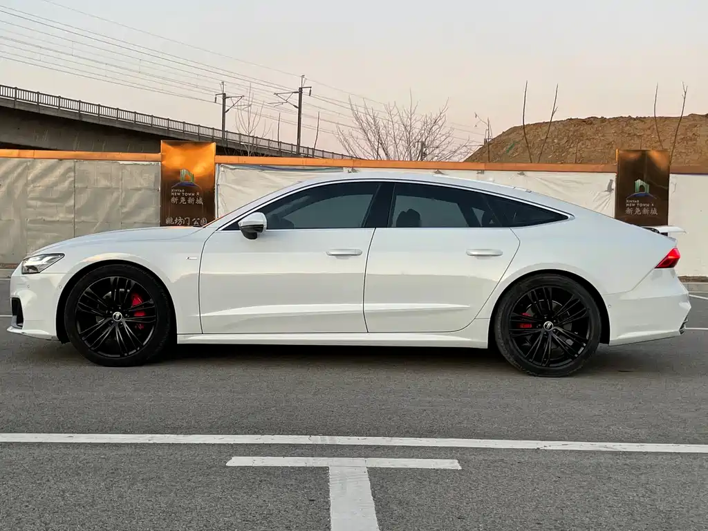 Audi A7 2024