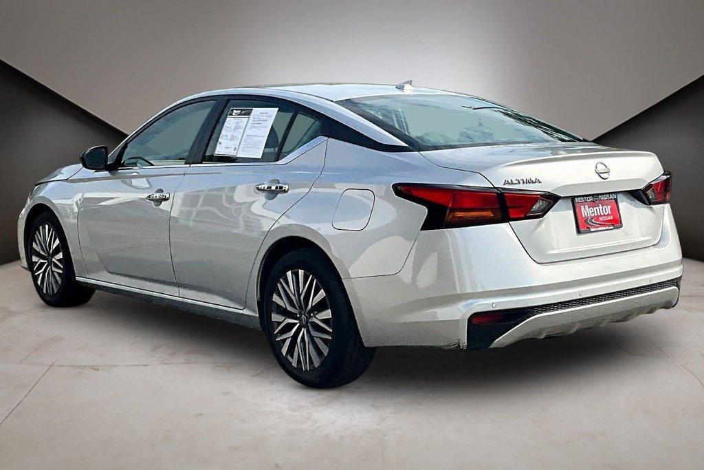 Nissan Altima 2025