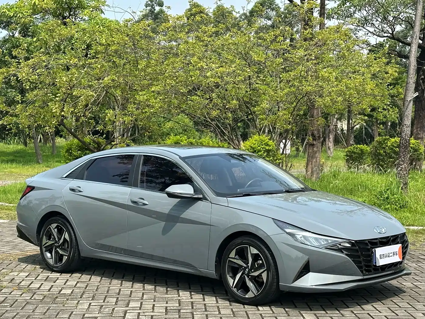Hyundai Elantra 2021