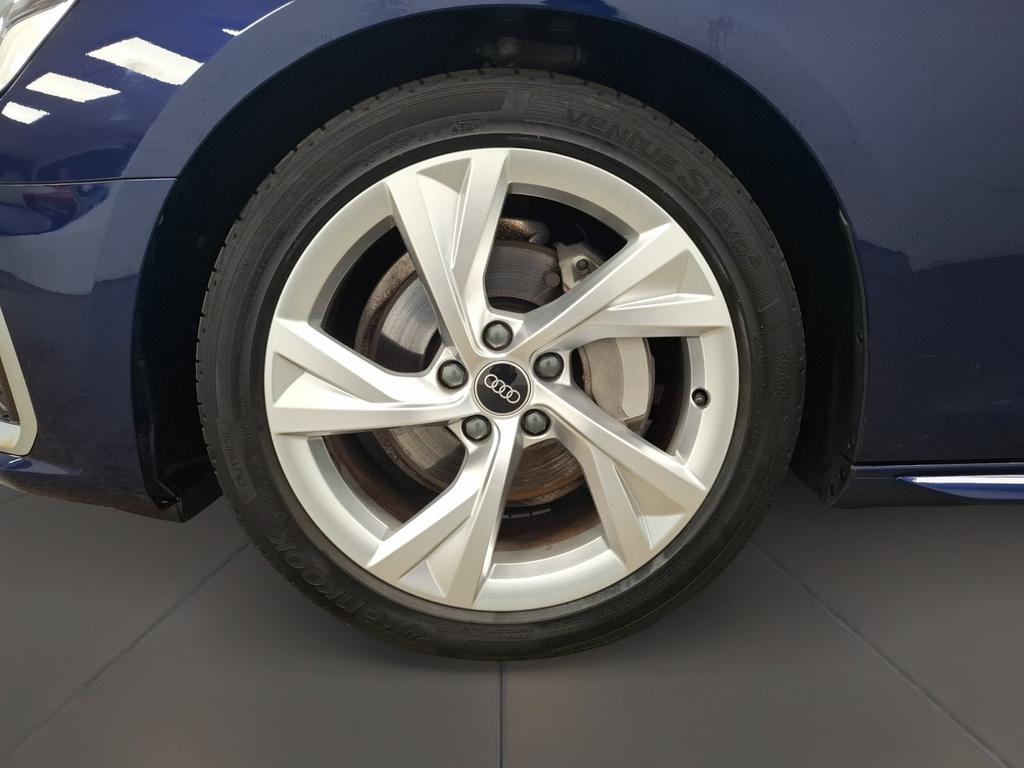 Audi A4 2022