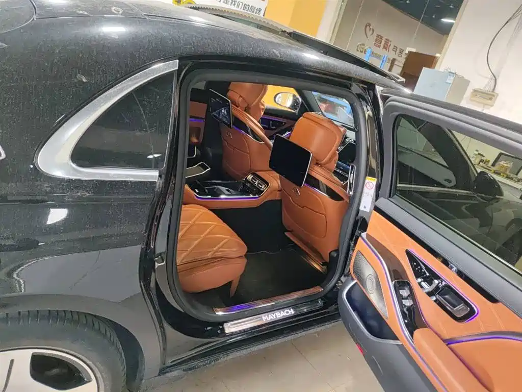 Mercedes-Benz Maybach S-Класс 2021