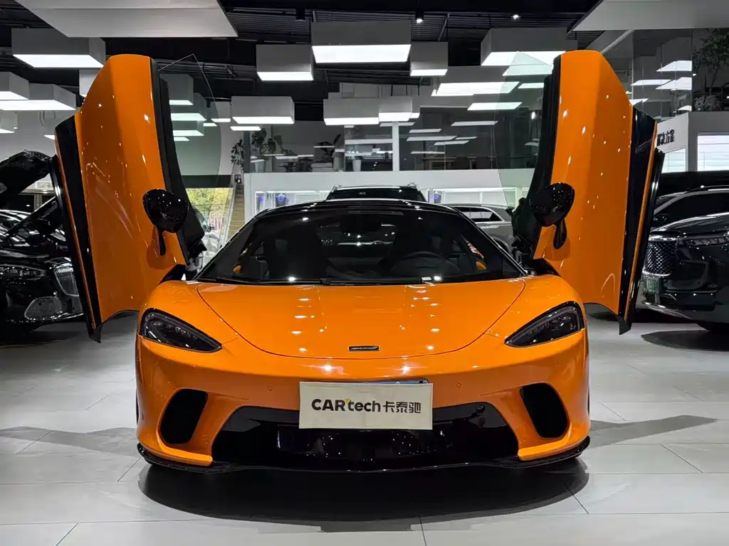 McLaren GT 2023
