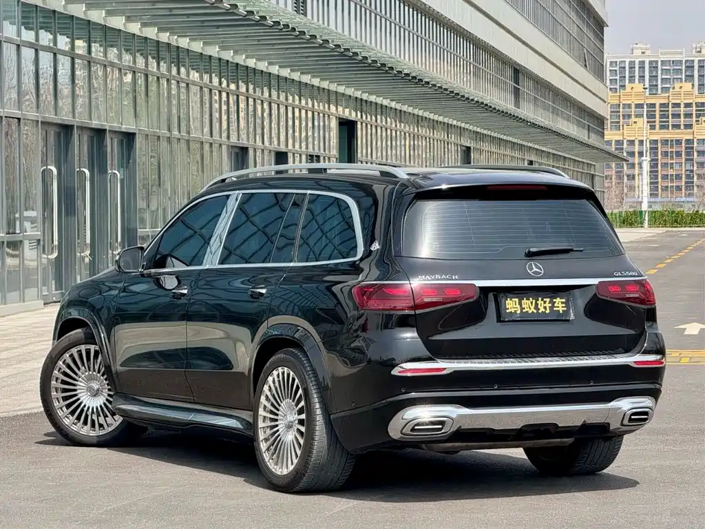 Mercedes-Benz GLS 2025