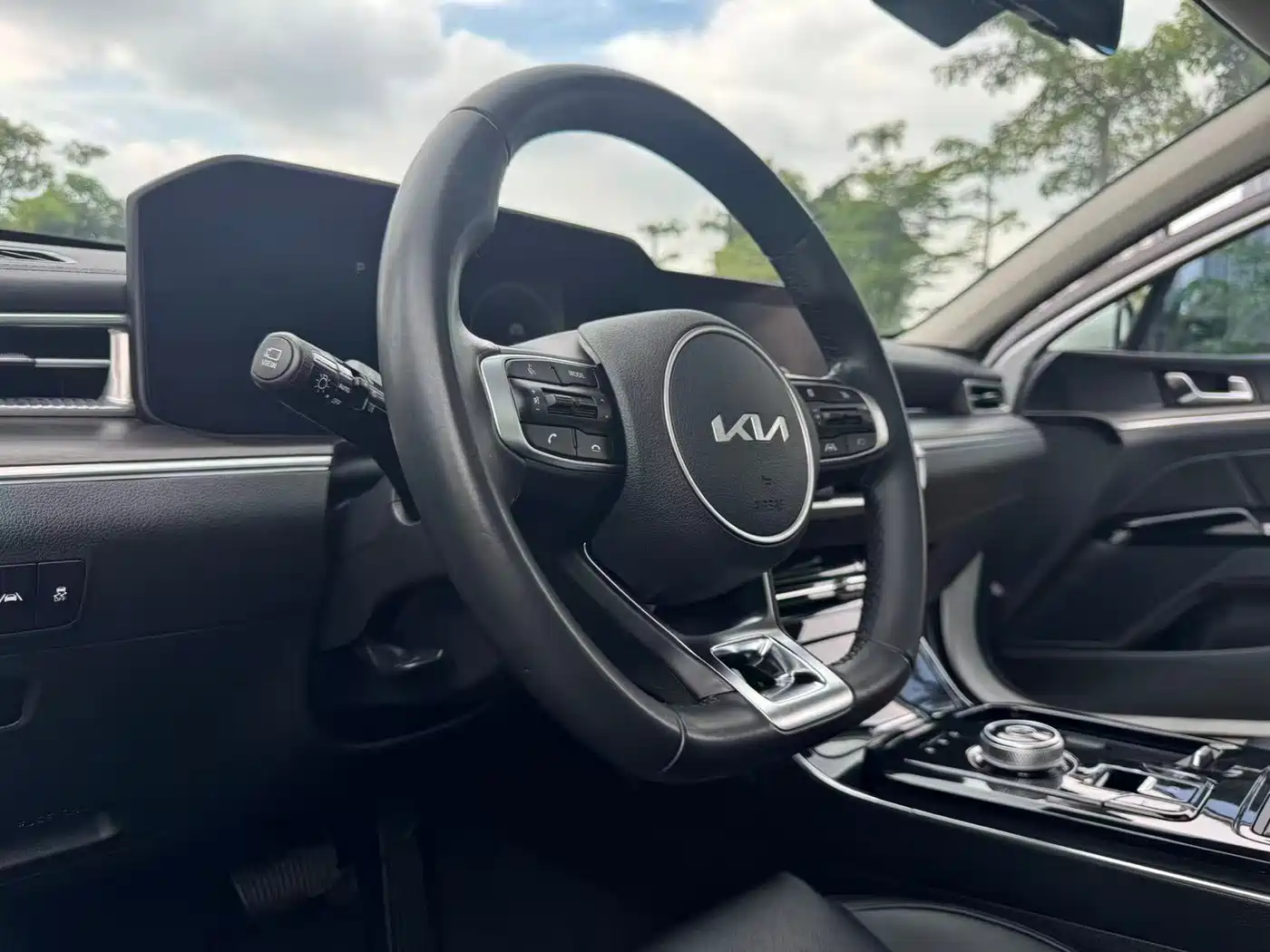 Kia K5 2023