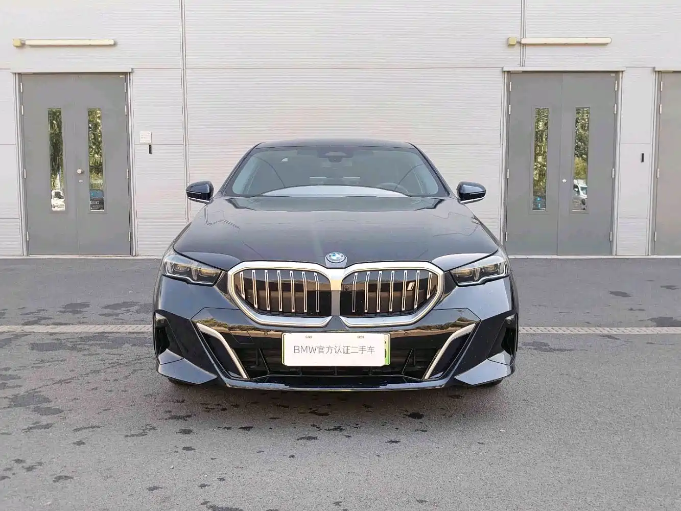 BMW i5 2025