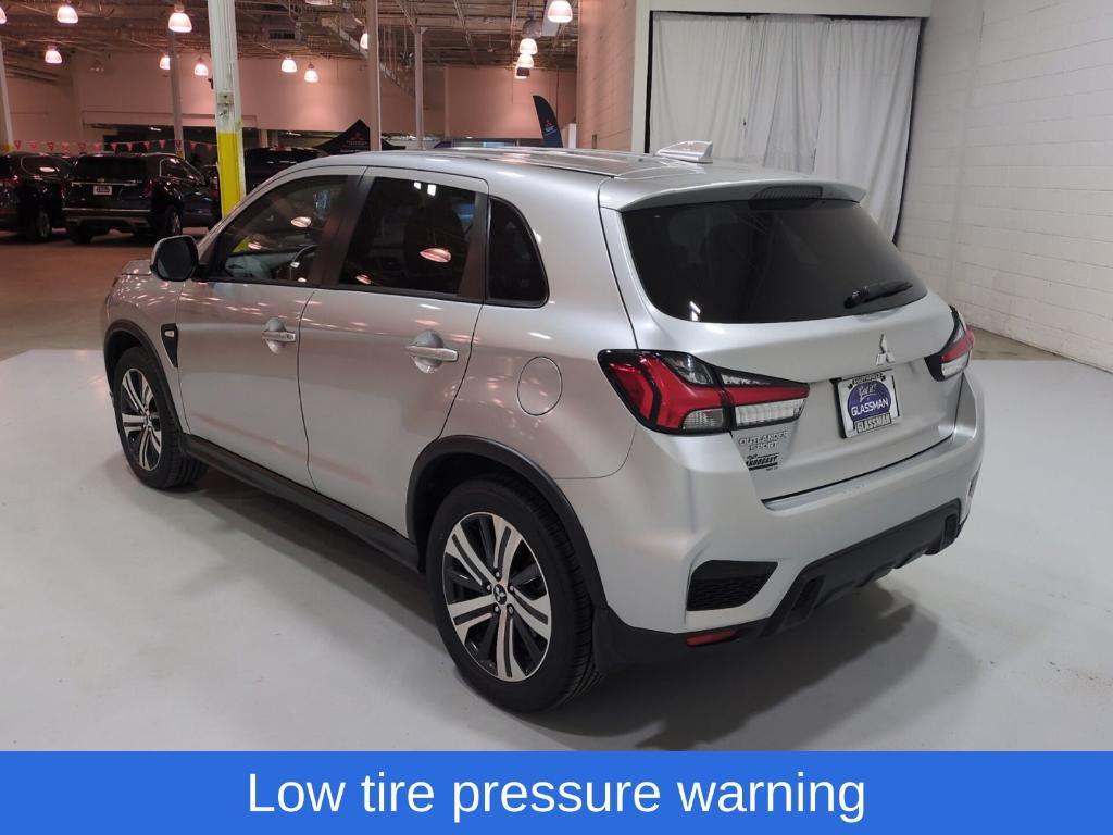 Mitsubishi Outlander Sport 2024