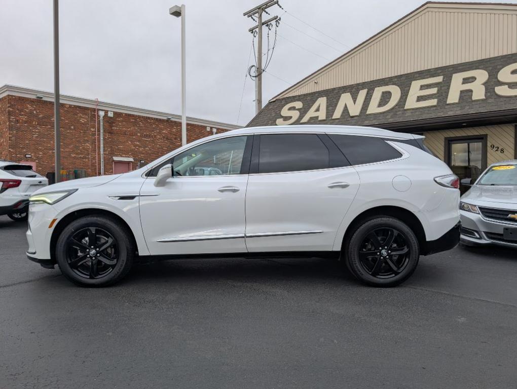 Buick Enclave 2023