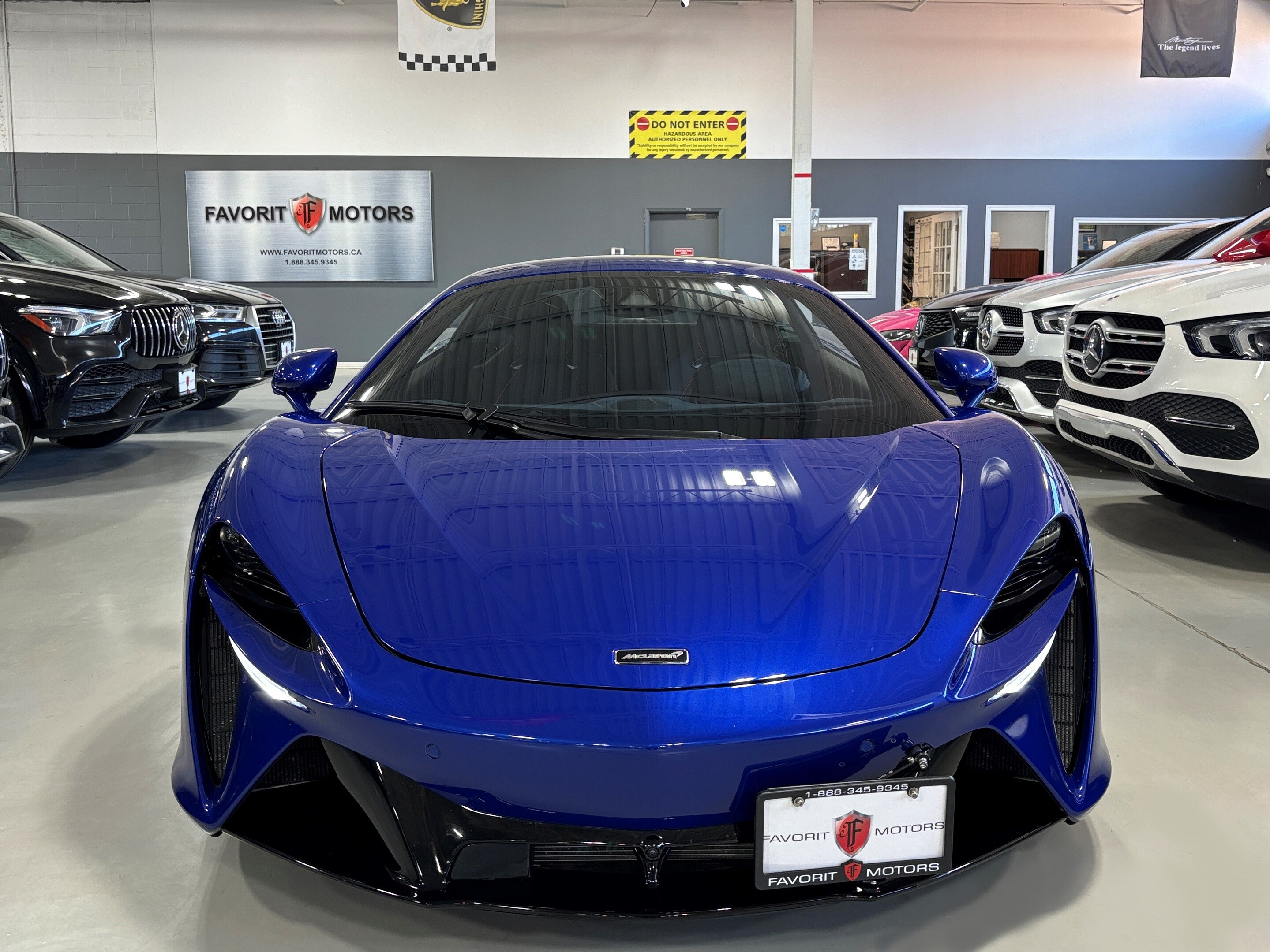 McLaren Artura 2023