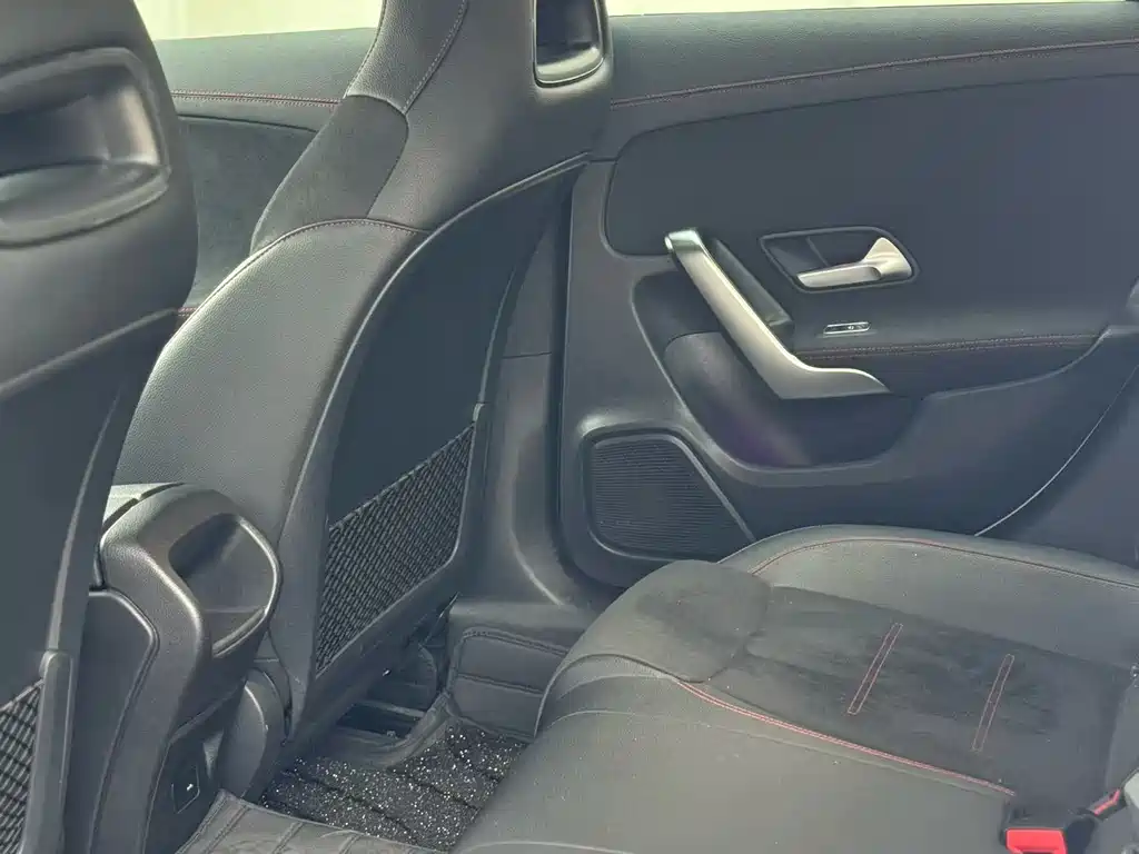 Mercedes-Benz CLA 2021