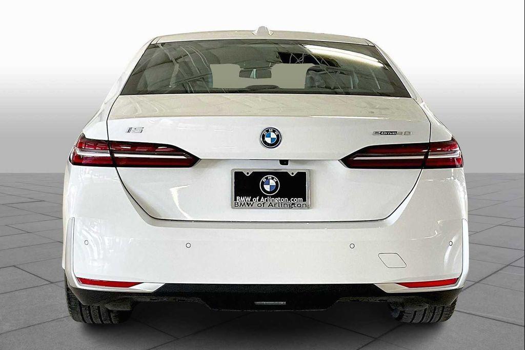 BMW i5 2026