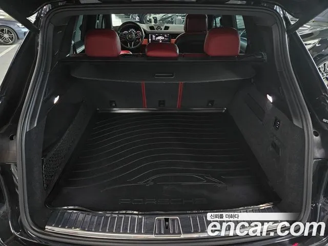 Porsche Cayenne 2020