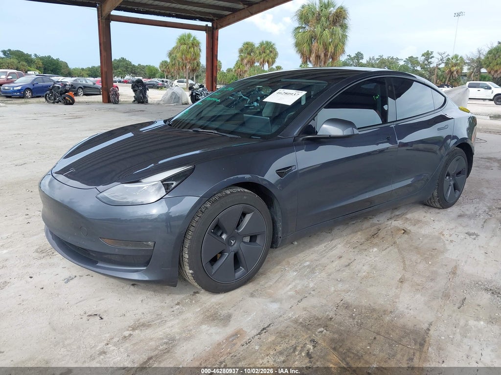 Tesla Model 3 2022