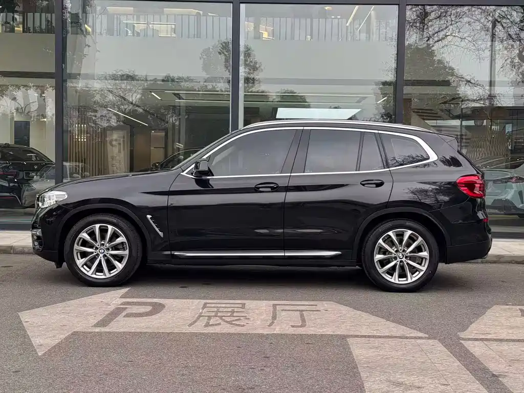 BMW X3 2021