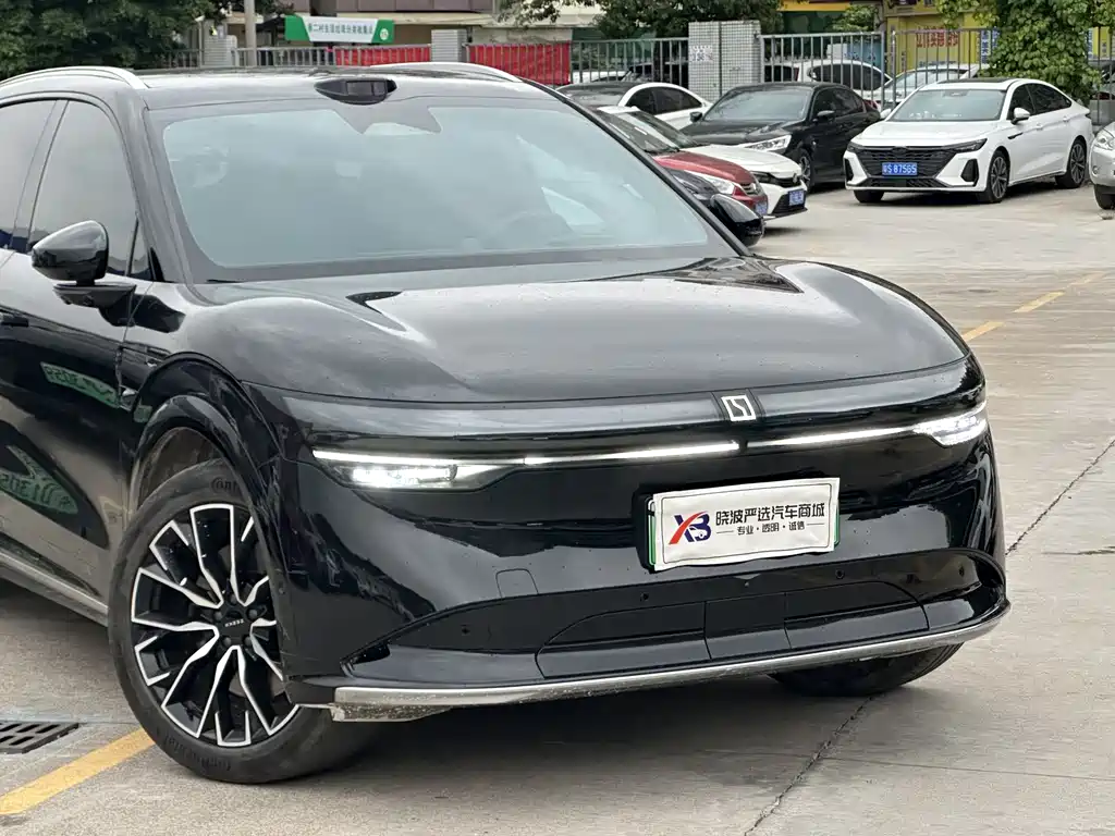 Zeekr 7X 2024