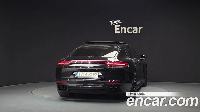 Porsche Panamera 2020