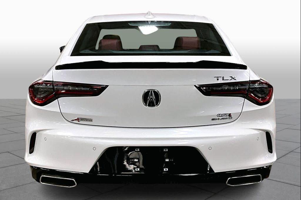 Acura TLX 2022