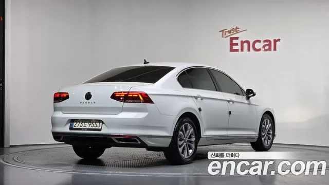 Volkswagen Passat 2022