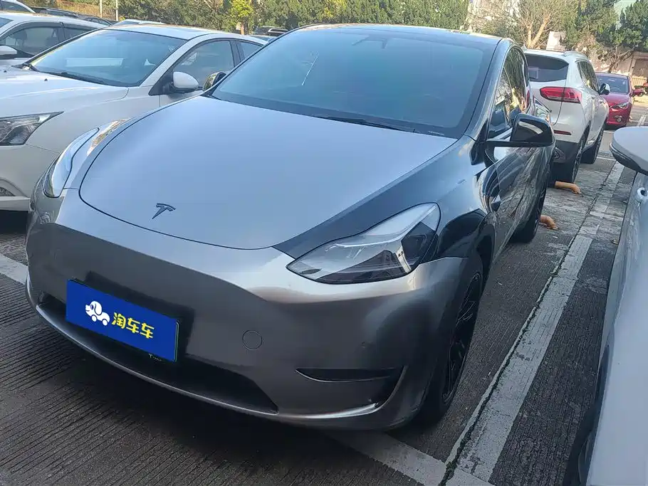 Tesla Model Y 2022