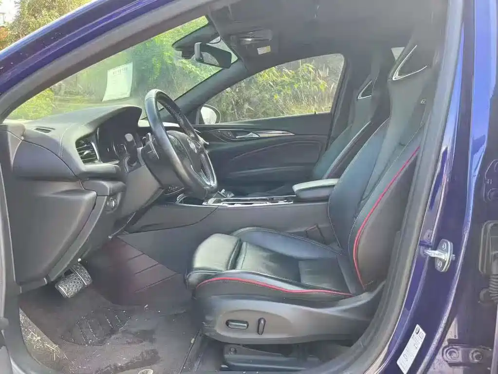 Buick Regal 2021