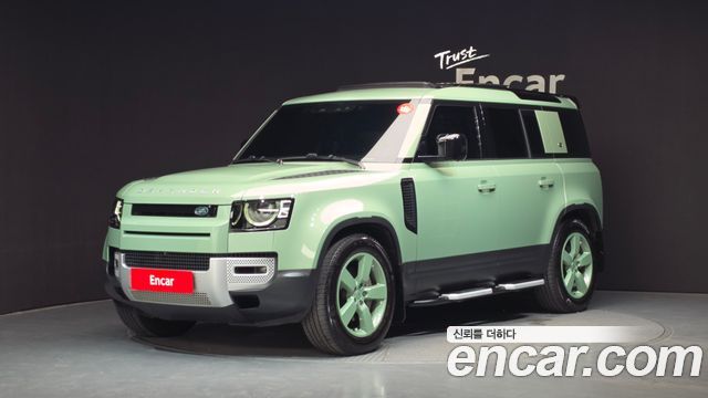 Land Rover Defender 2023