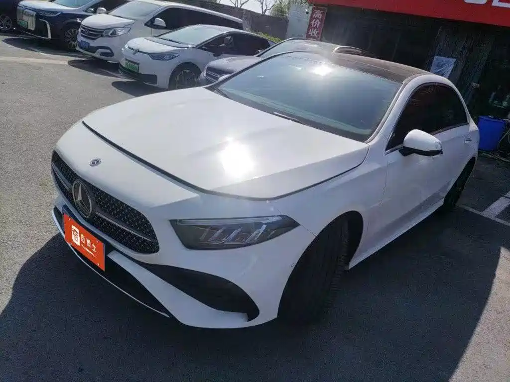 Mercedes-Benz A-Класс 2024