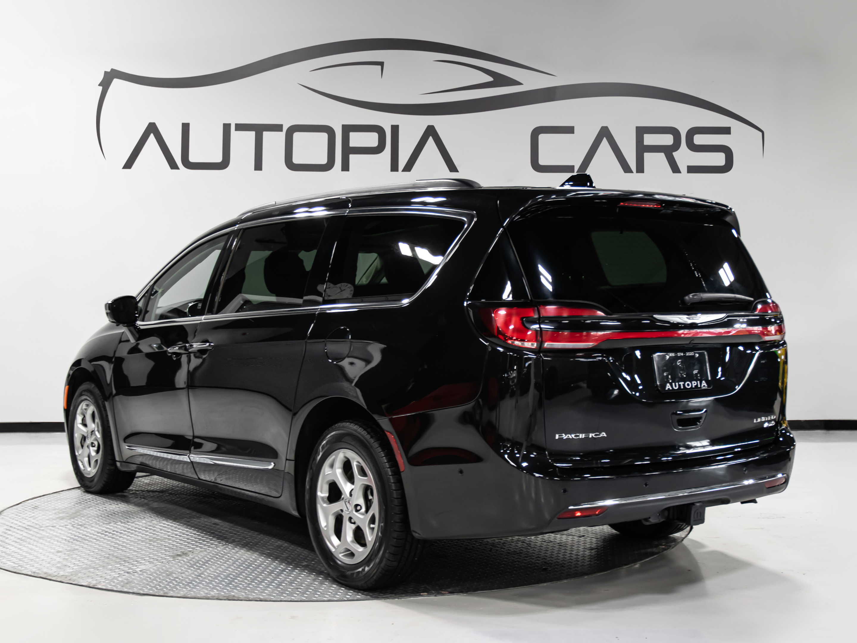Chrysler Pacifica 2023