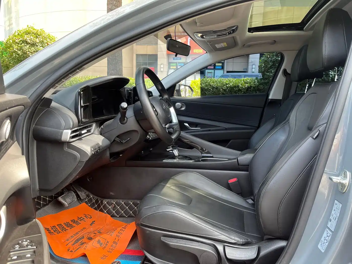 Hyundai Elantra 2022