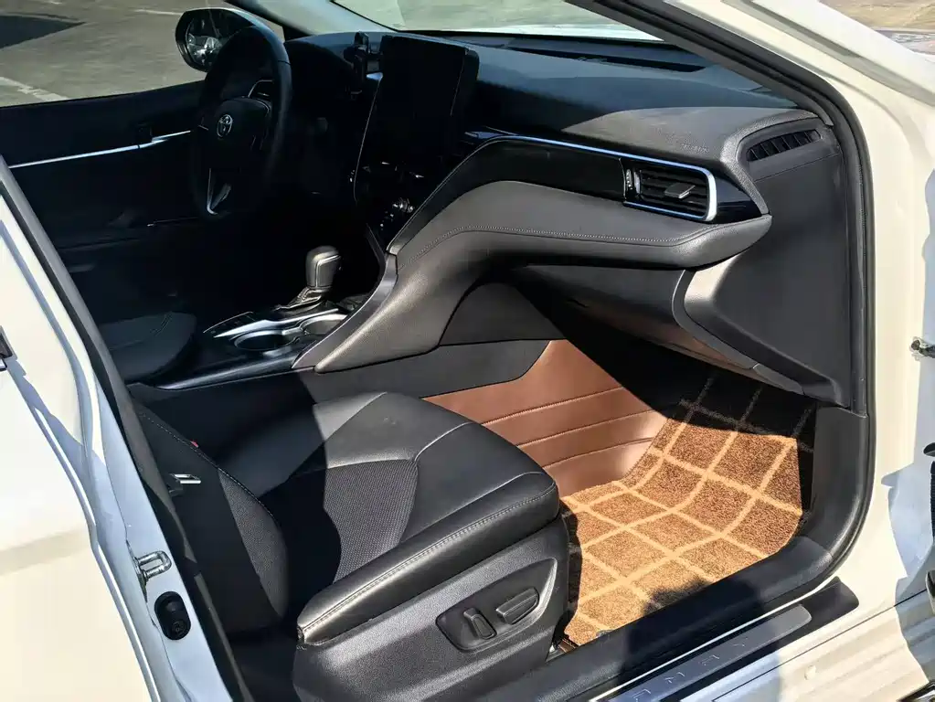 Toyota Camry 2023