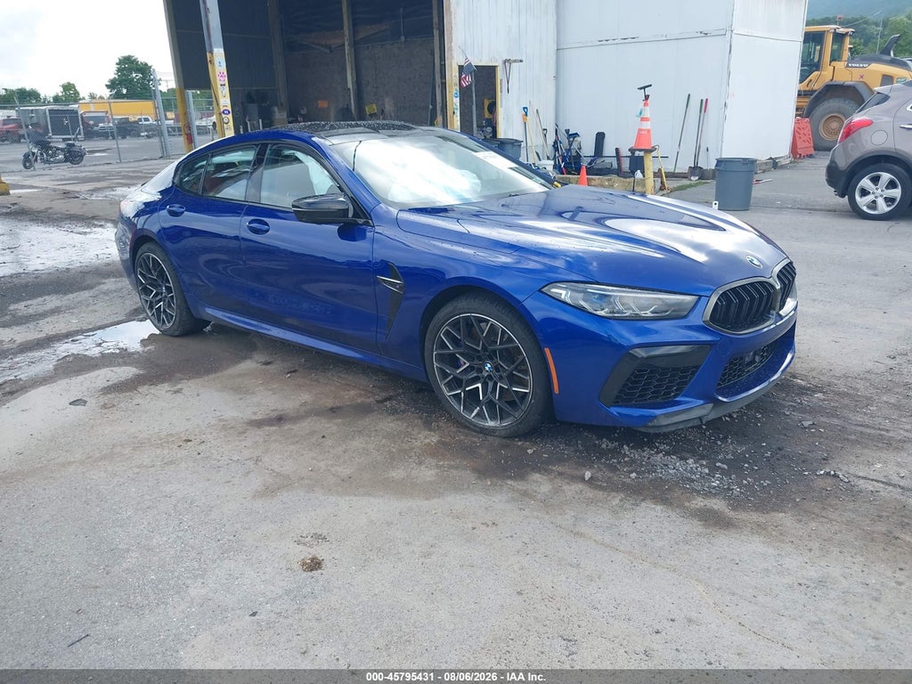BMW M8 2023