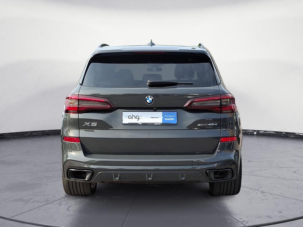 BMW X5 2021