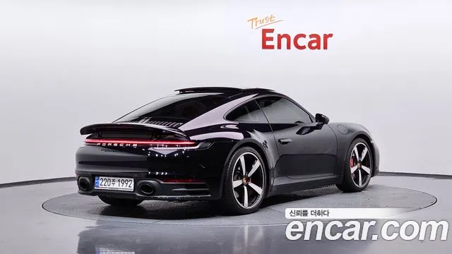 Porsche 911 2024