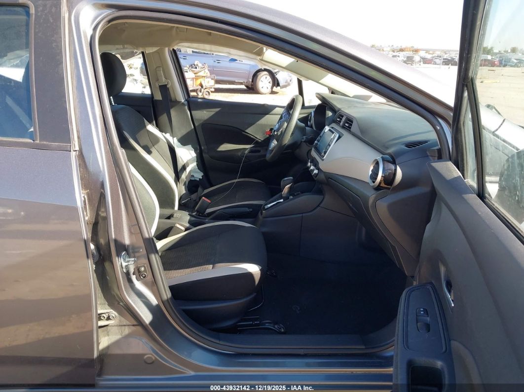 Nissan Versa 2021