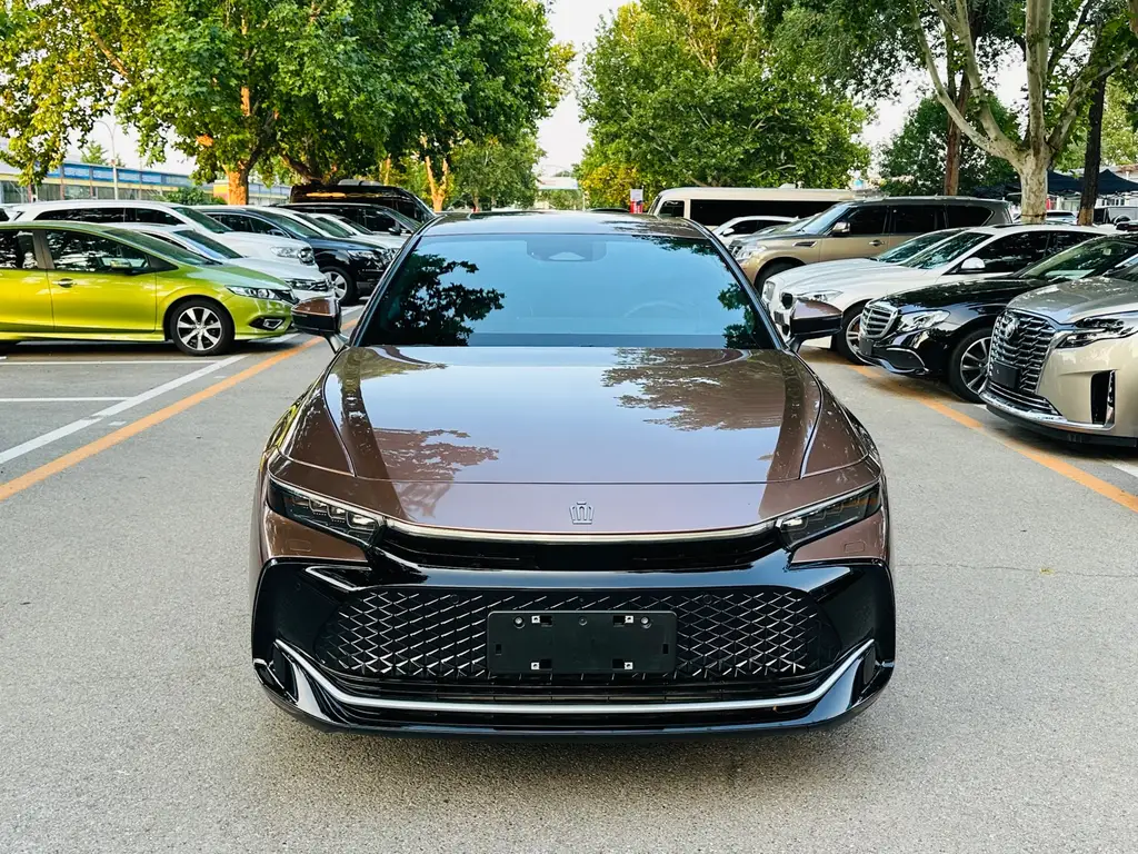 Toyota Crown 2024