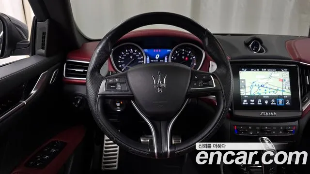 Maserati Ghibli 2020