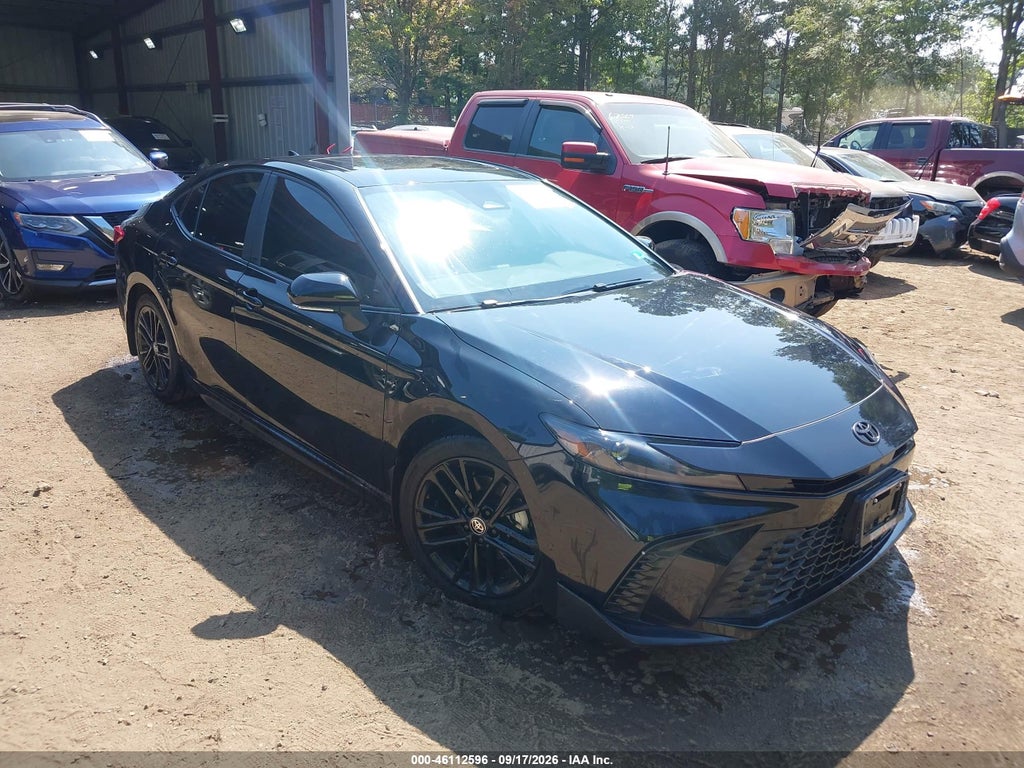 Toyota Camry 2025