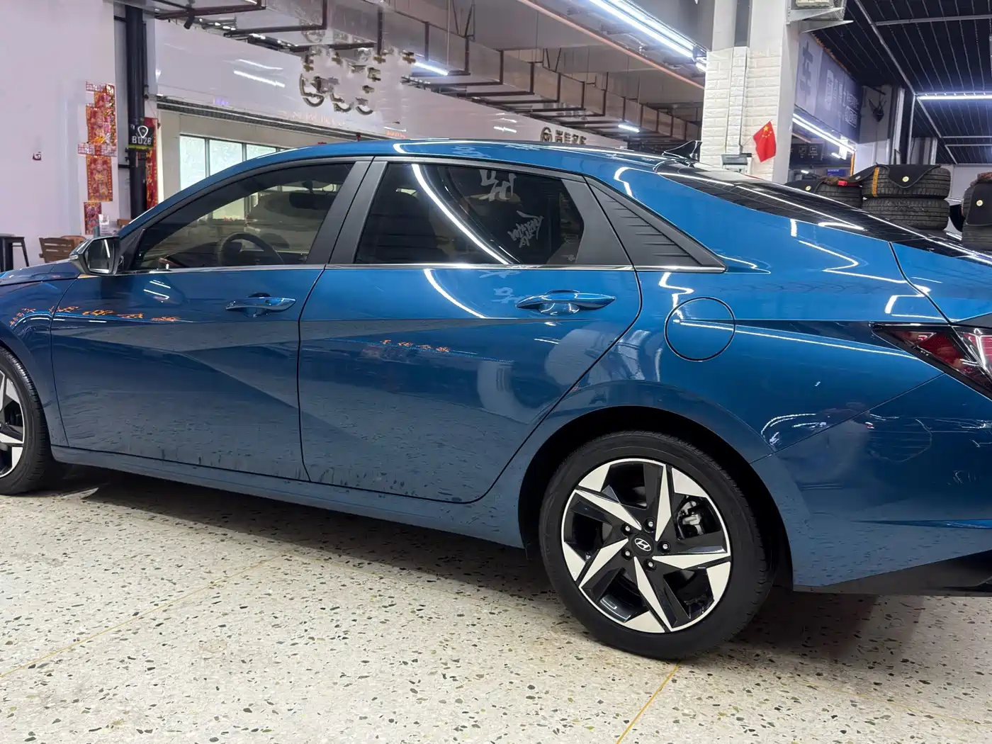 Hyundai Elantra 2023