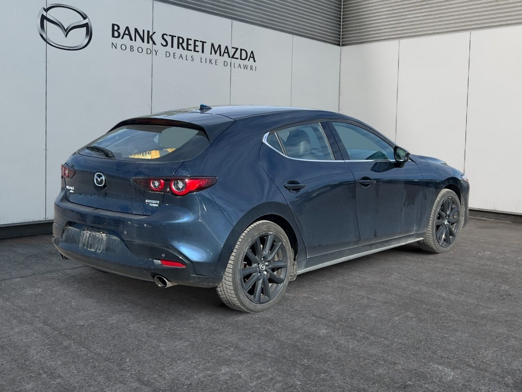 Mazda 3 2023
